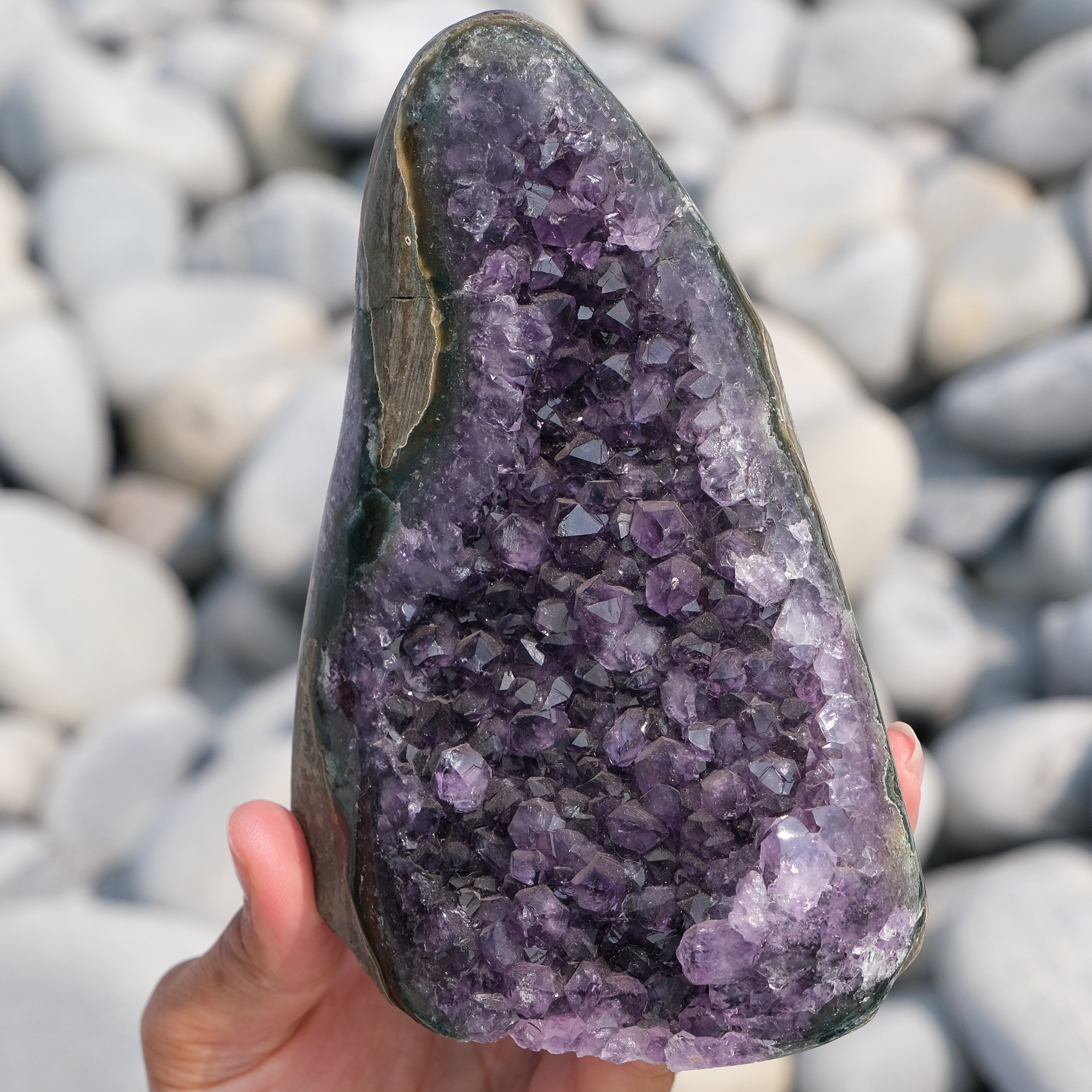 High quality amethyst geode crystal