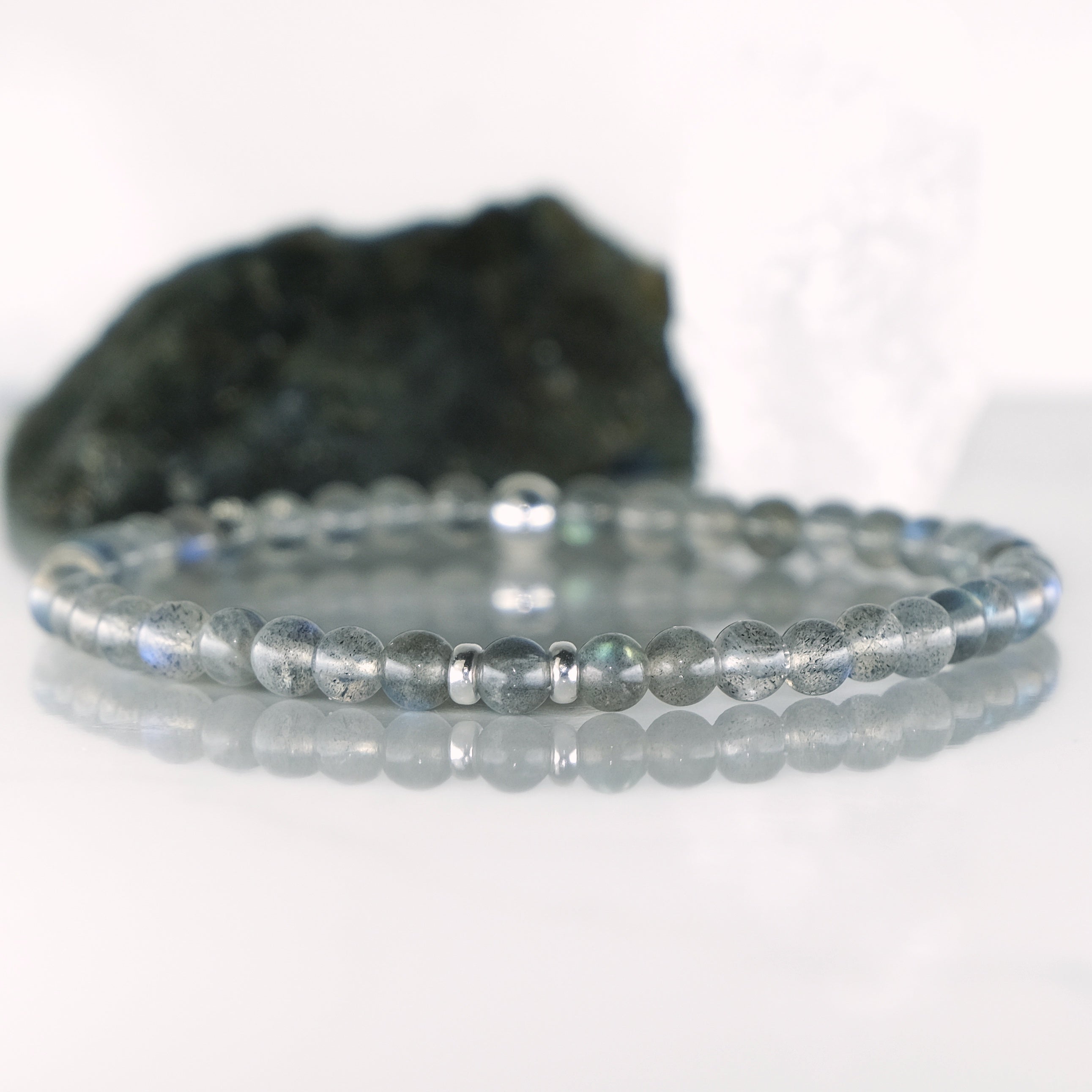 4mm labradorite bracelet with 925 silver accents