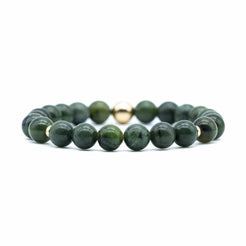 Jade bracelet with gold accessories 