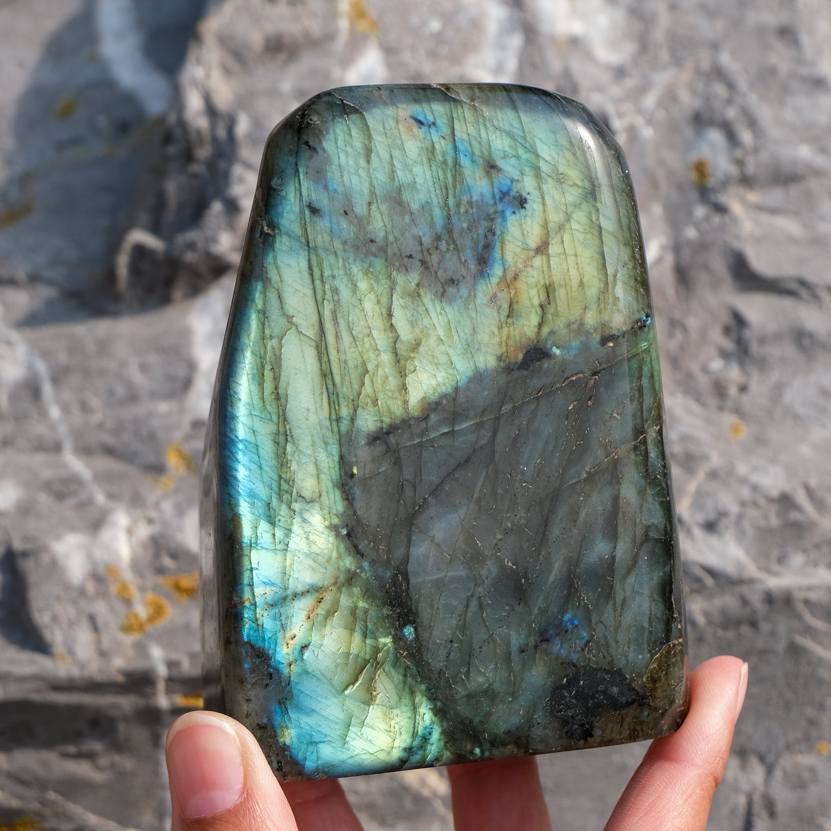 Labradorite freeform crystal