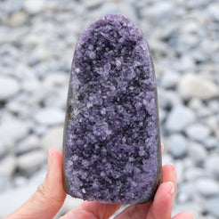 Amethyst geode