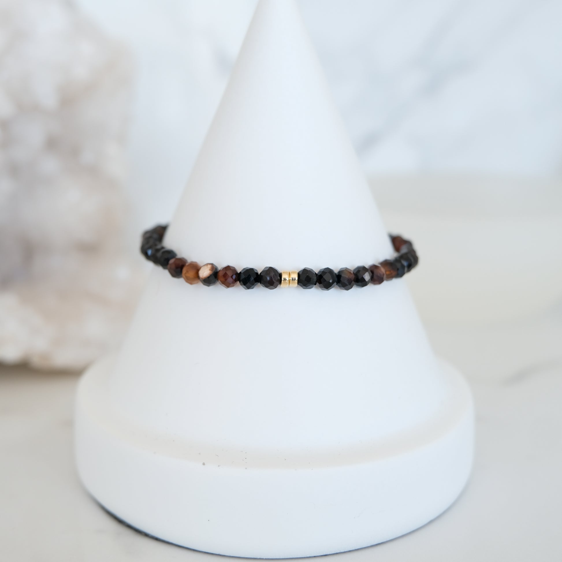 4mm faceted onyx crystal bracelet in gold