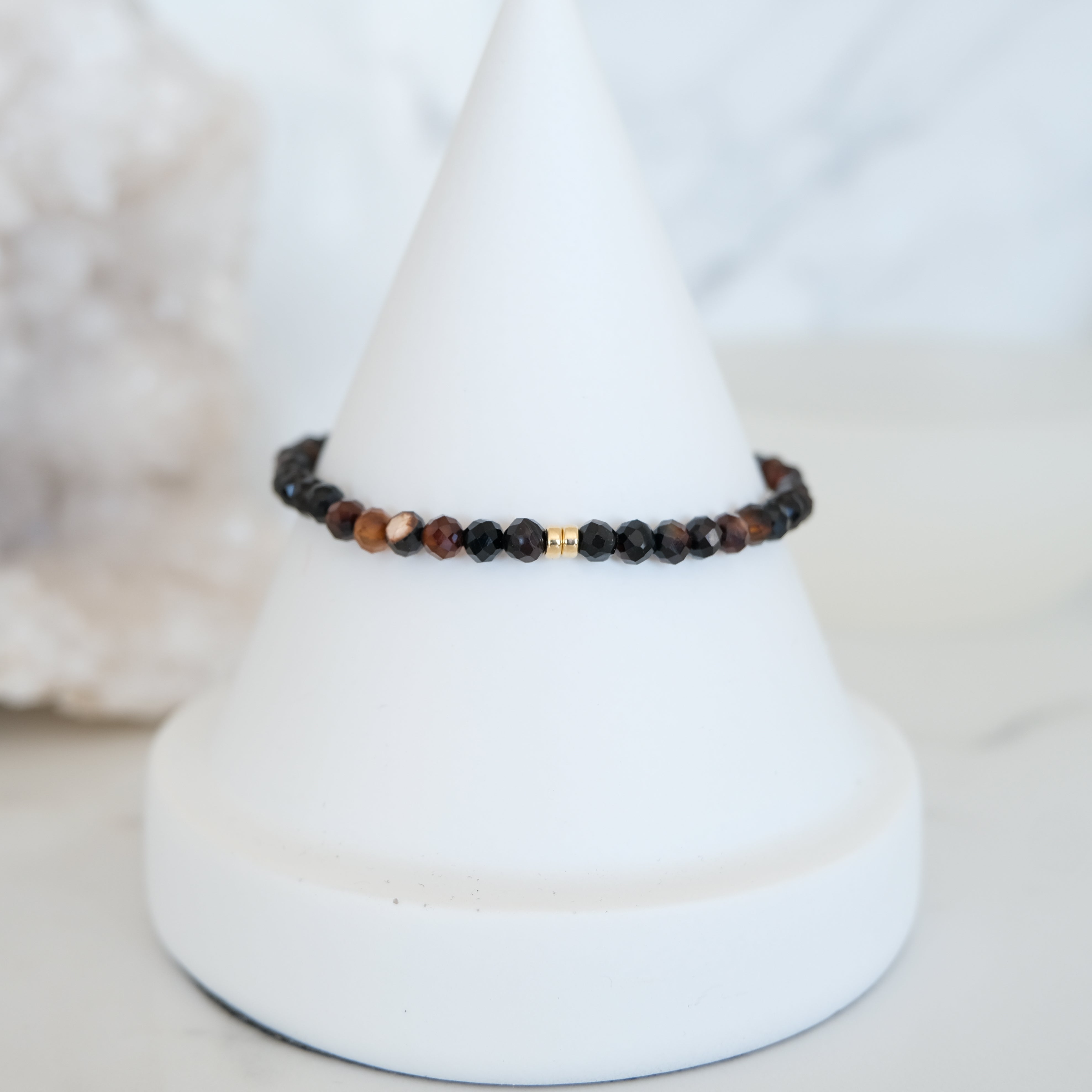 4mm faceted onyx crystal bracelet in gold