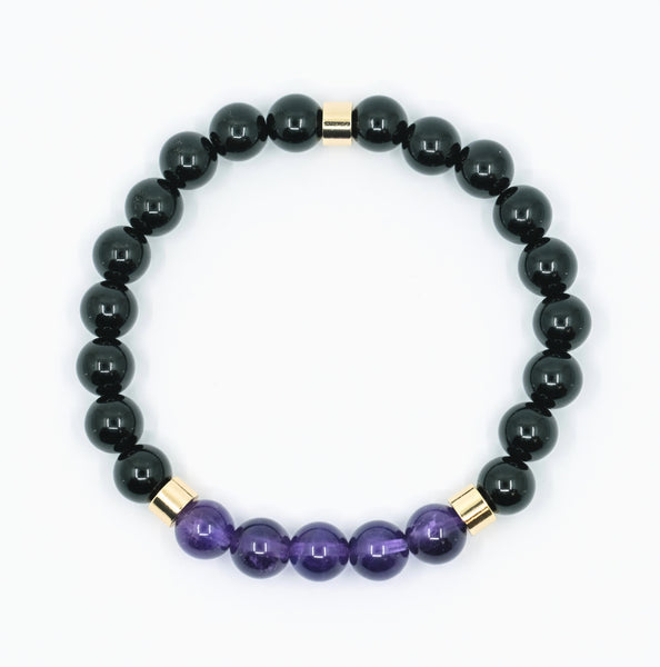 above image showing amethyst and onyx beaded bracelet