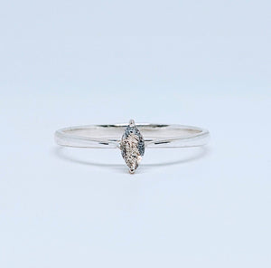 LABRADORITE MINIMAL MARQUIS GEMSTONE RING