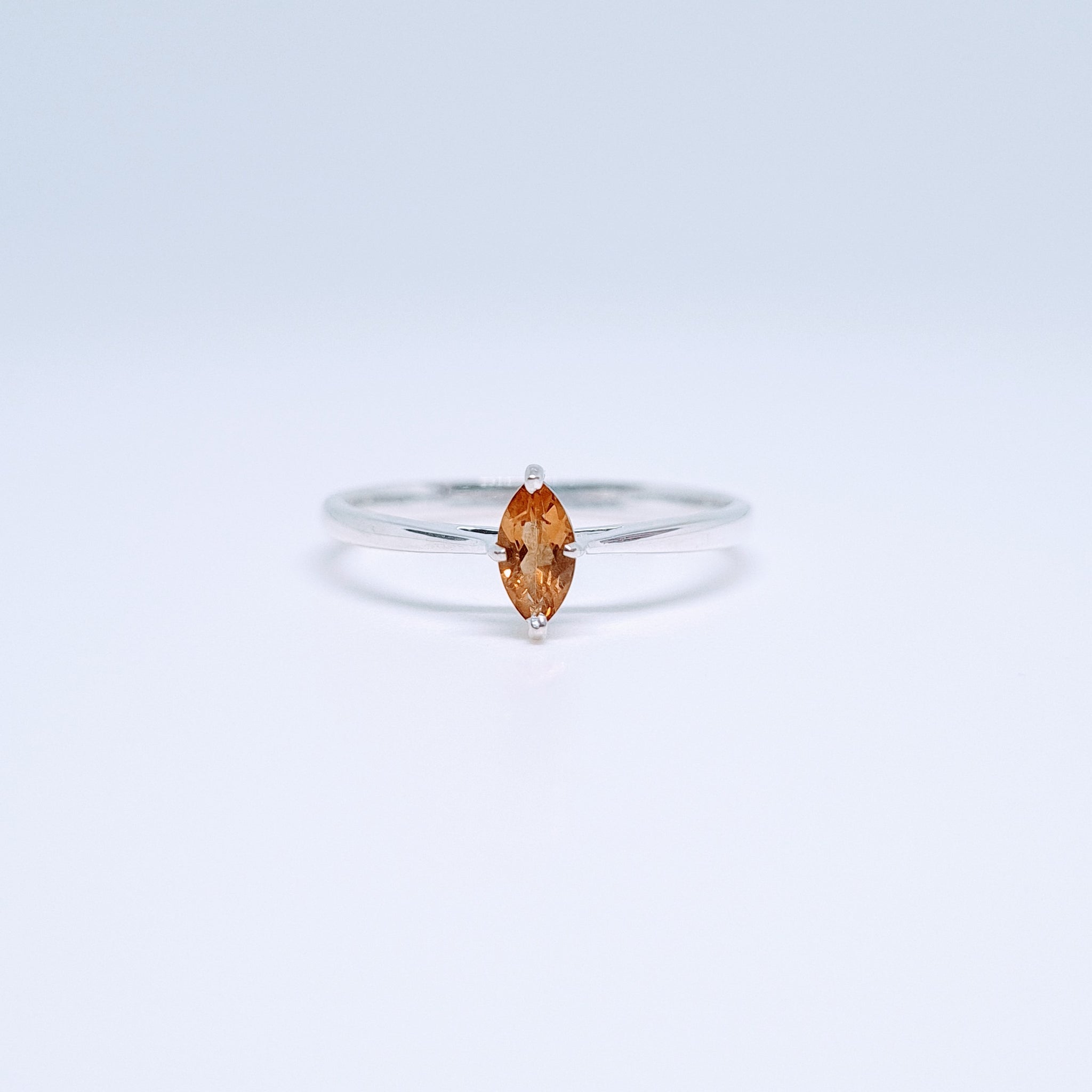 CITRINE MINIMAL MARQUIS GEMSTONE RING