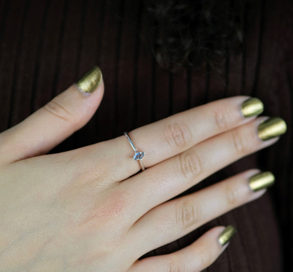 LABRADORITE MINIMAL MARQUIS GEMSTONE RING